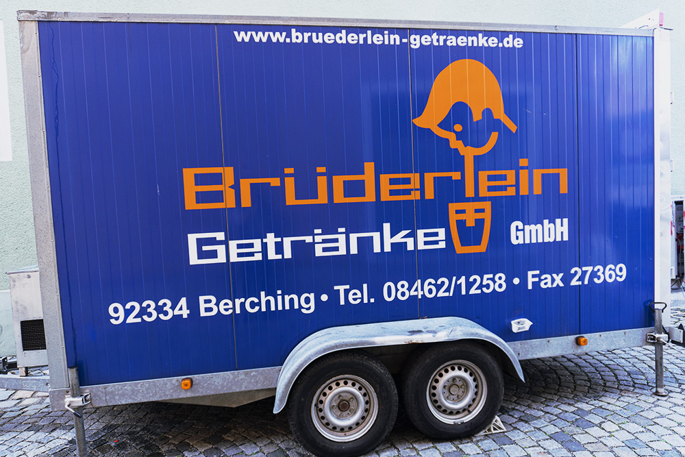 Bruederlein Getraenke | Kuehlwagen 02 Bruederlein Getraenke | Kuehlwagen 02